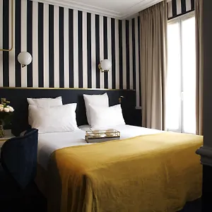 *** Hotel Léna Francia